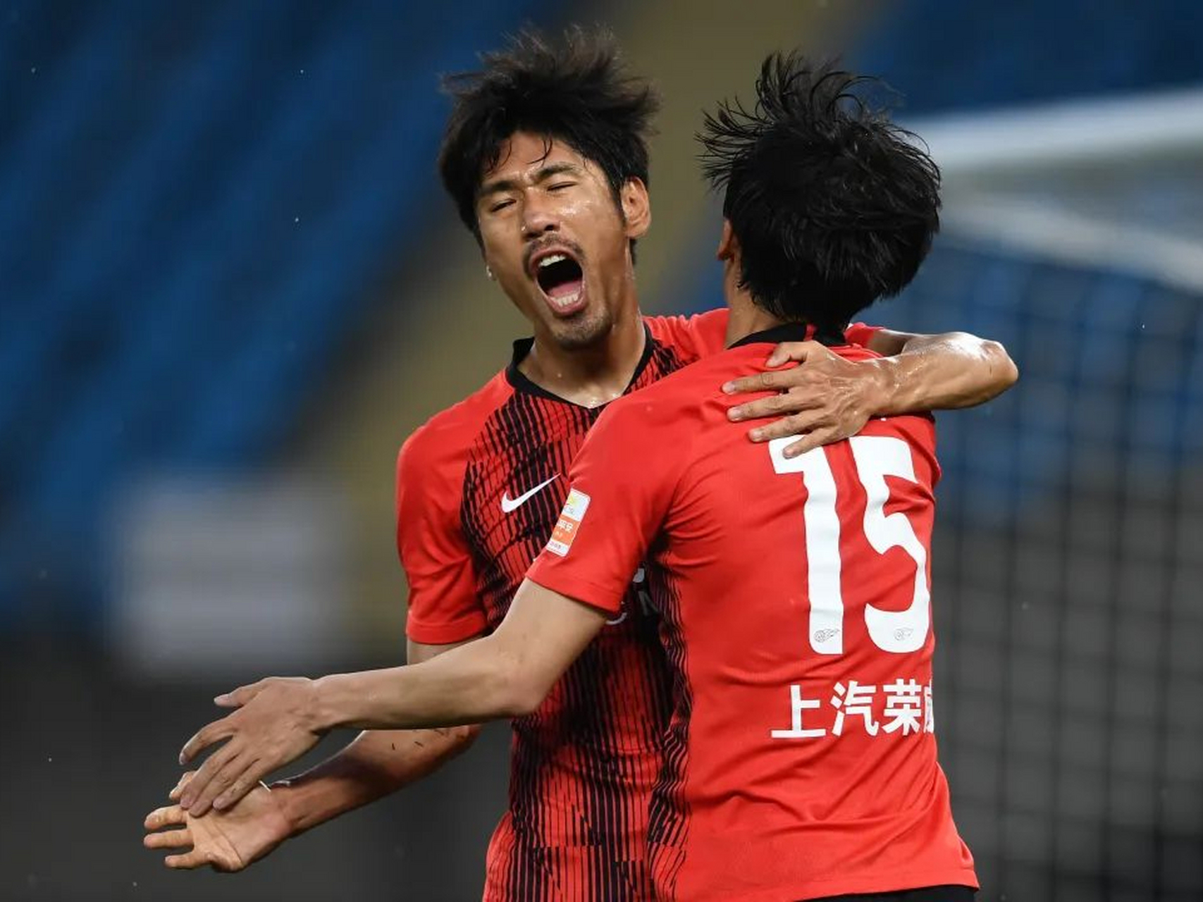 万博max官网-中超上港球员名单